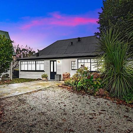 Blackwood Tree Cottage - Heritage Listed Property - Evandale! Kültér fotó
